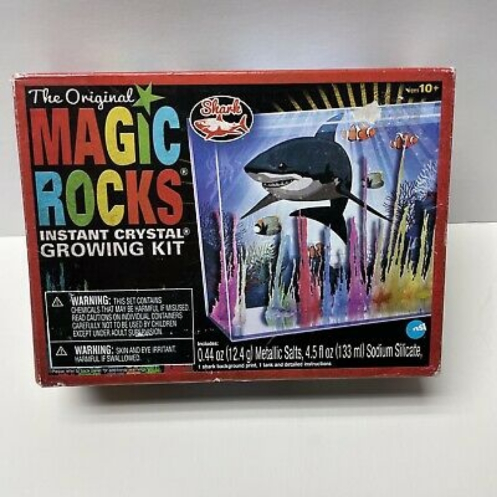 Magic Rocks Crystal Growing Kit - Shark - Picture 3 of 4